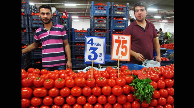 Cumartesi pazarı  ,Ramazan ayı nedeniyle hareketli