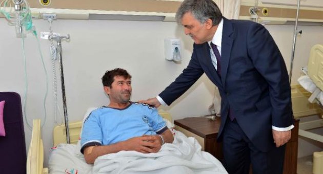 Cumhurbaşkanı Gül,yaralıları ziyaret etti
