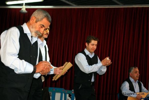 Devlet Tiyatrosu mahkumlar için oynadı