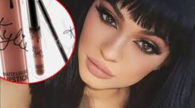 Dolgun Dudakların Sırrı Lip kit Ruj