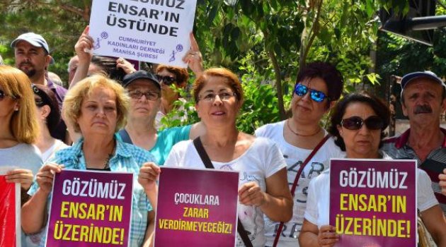 Ensar Vakfı'na karşı 3 bin imza