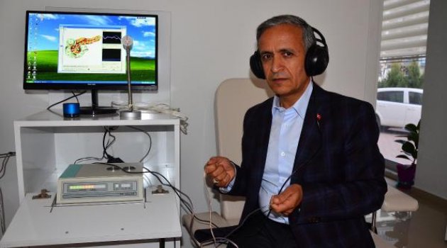 Eski vekilden 'sülüklü' ilaçsız tedavi merkezi