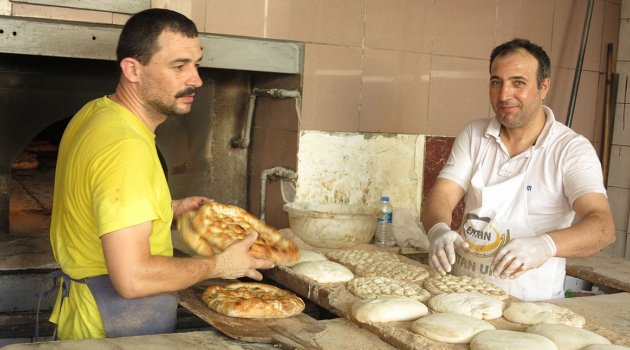 Fırın işçilerinin sıcakla savaşımı