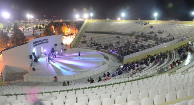 Gölet Amfi’de İlk Tiyatro 12 Eylül’de