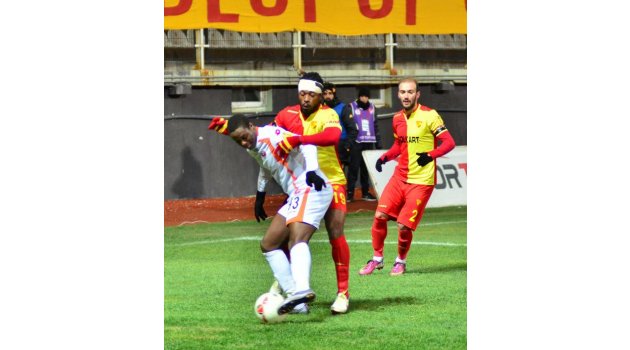 Göztepe-Adanaspor: 0-0