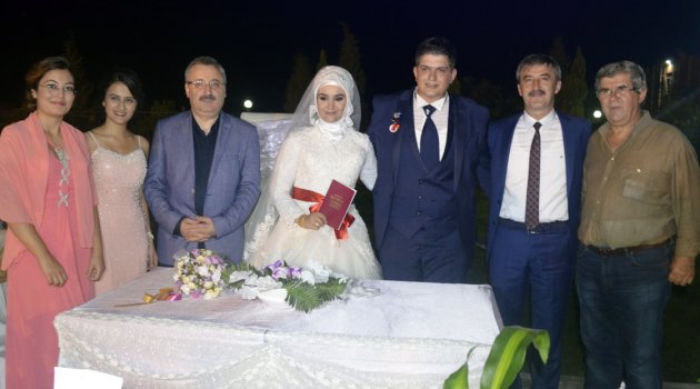İbrahim ve Zeynep hayatını birleştirdi