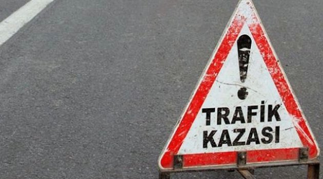 İki otomobil çarpıştı: 5 yaralı
