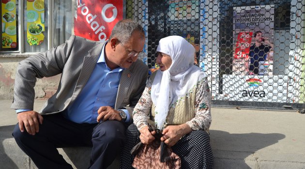 İnsan hak ve özgürlükleri yok edildi