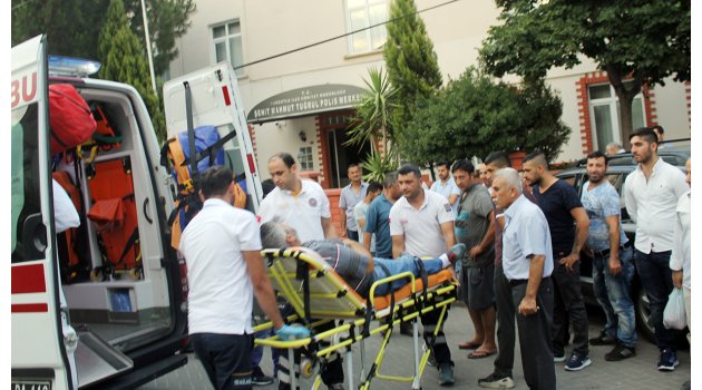 Karakol duvarına çarptı: 1 yaralı