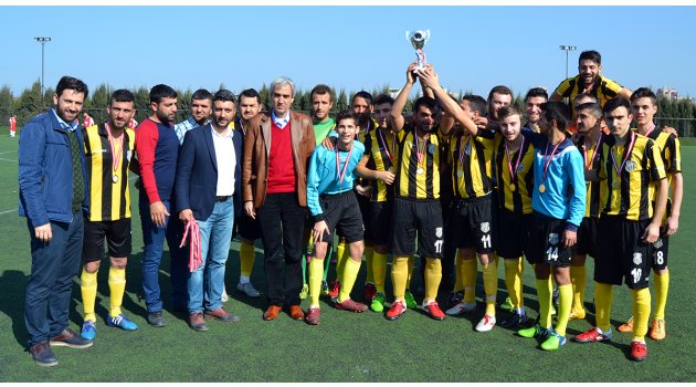 Kasabaspor şampiyonluk kupasını aldı