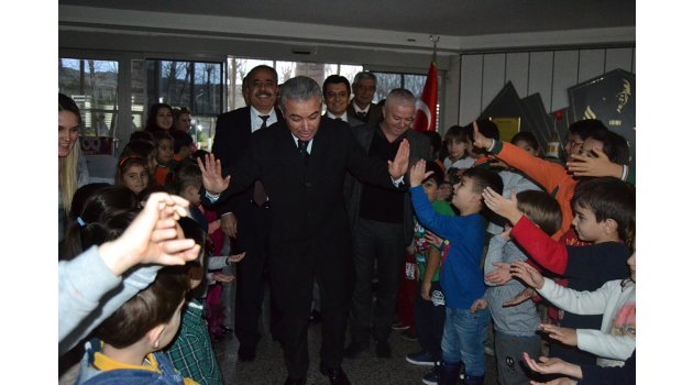 Kaymakam Turan Kocatürk Koleji’ni ziyaret etti