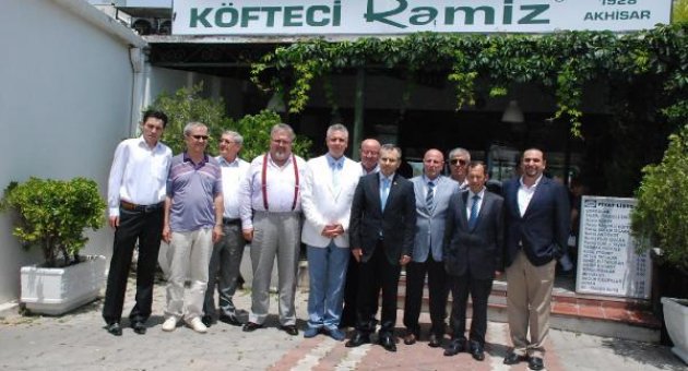 Köfteci Ramiz vergi  rekortmeni