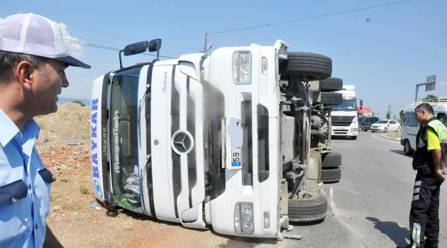 Manisa Kavşağı’nda kaza: 2 yaralı