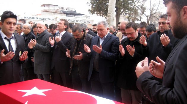 Manisa'da Çakıroğlu'na gıyabi cenaze namazı