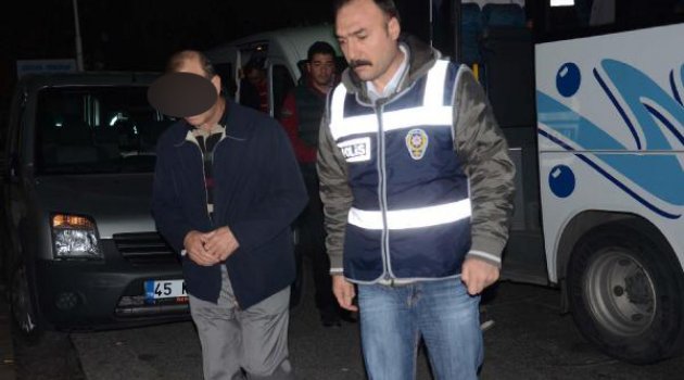 Manisa'da 'paralel devlet yapılanması' zanlıları adliyede