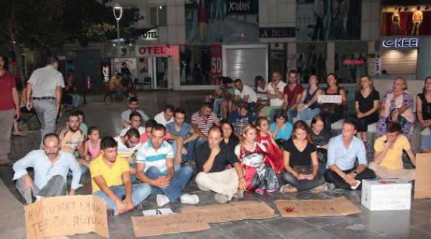  Manisa'da terörü oturarak lanetlediler