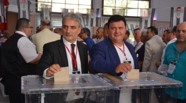 Manisaspor'da güven tazeleyen Mergen: "Süper Lig'e çıkacağız"