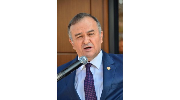 MHP'li Akçay, "Manisalı esnaf prim borcunu ödeyemiyor"