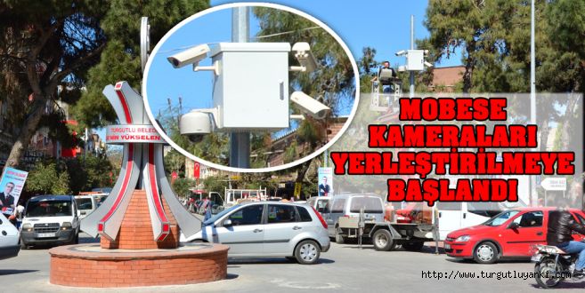 MOBESE kameraları yerleştiriliyor