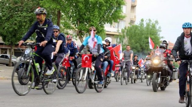 Motosiklet tutkunlarından 'teröre lanet' sürüşü
