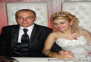 Görkemli bir törenle dünya evine girdiler