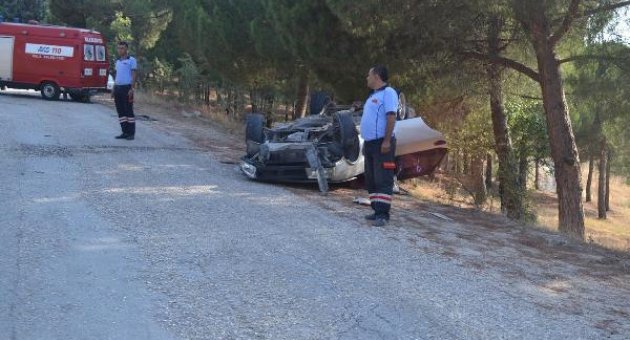 Otomobil takla attı