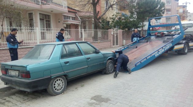 Otopark hakkını engelleyen, araçlar Zabıtaca kaldırıldı