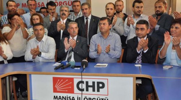 Özel'den Manisa teşkilatını tekrar dizayn ediyor iddiasına yanıt