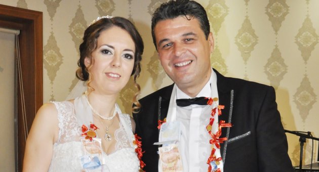 Özlem ve Gökhan hayatını birleştirdi