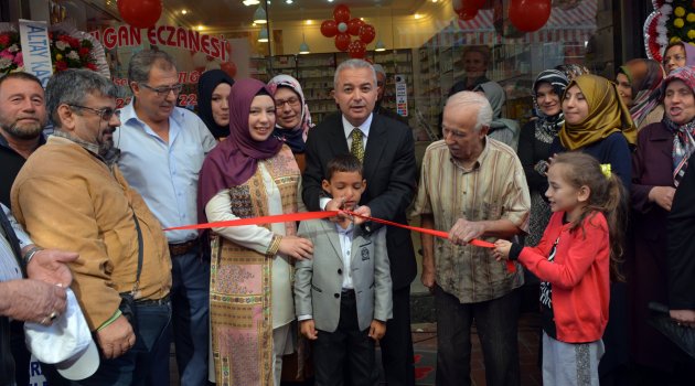 Sayılgan Eczanesi açıldı
