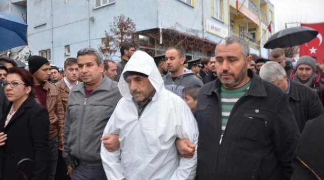 Şehit er son yolculuğuna uğurlandı
