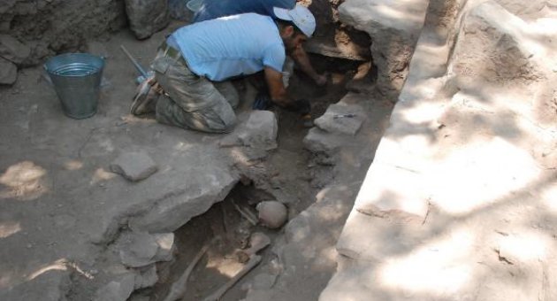Tepe Mezar alanında 4.dönem kazı çalışması başladı
