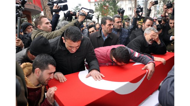 Turgutlu 22.şehidini gözyaşlarıyla uğurladı