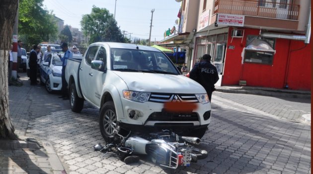 Turgutlu'da trafik kazası: 1 ağır 2 yaralı