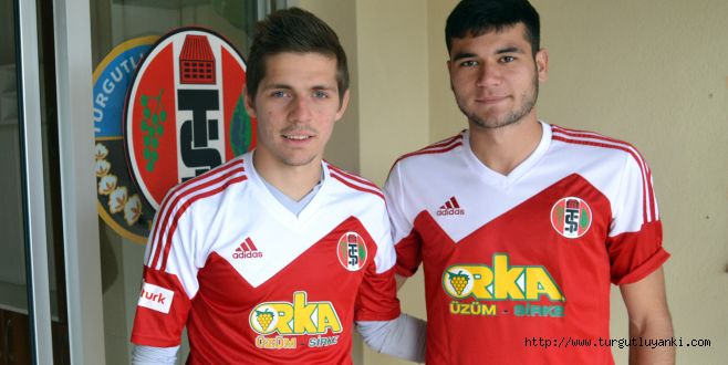 Turgutluspor’da altyapıdan 2 oyuncu profesyonel oldu