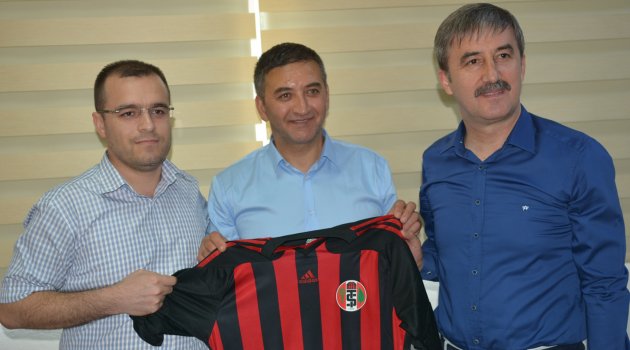 Turgutluspor’da Mustafa Yücedağ’la yollar ayrıldı