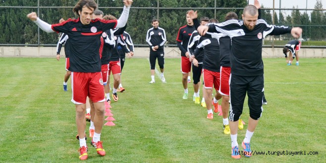 Turgutluspor Sarıyer deplasmanına iddialı hazırlanıyor