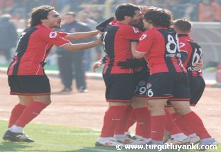 Turgutluspor zor virajda