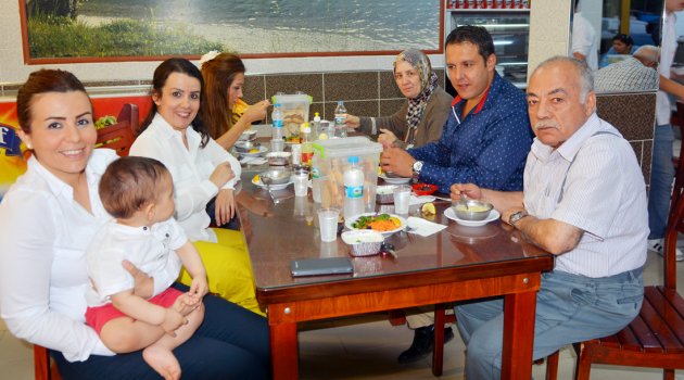 TURMESAD üyeleri iftar yemeğinde buluştu