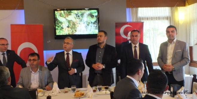 Ülkü Ocakları Salihlide buluştu