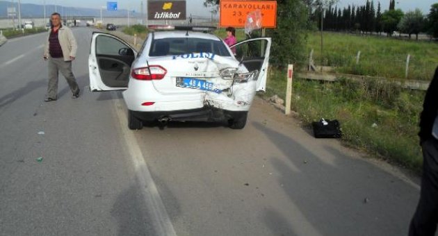 Uygulama yapan iki polis memuru ölümden döndü