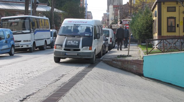 Vatandaş otopark çıkışından şikayetçi