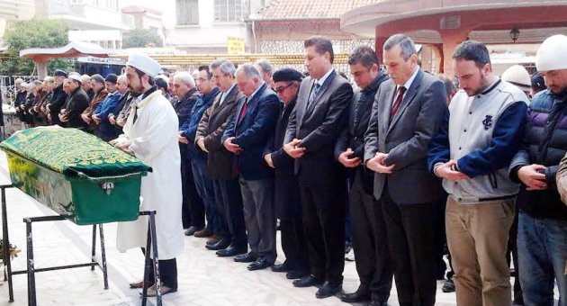 Yiğit dualarla son yolculuğuna uğurlandı