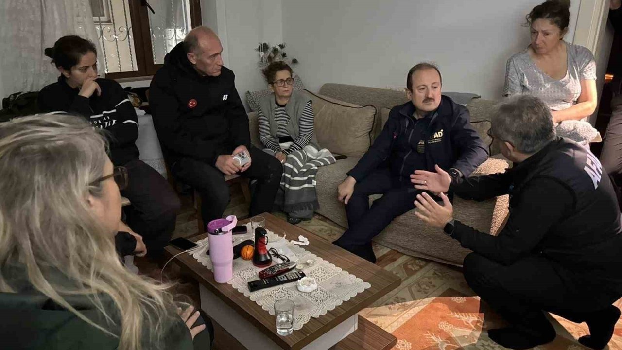 AFAD Başkanı selden etkilenen İzmir’de