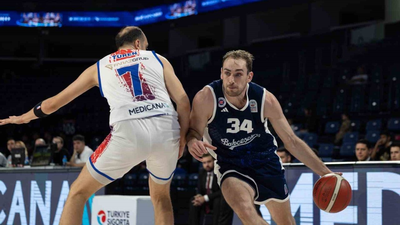 Basketbol Süper Ligi: Büyükçekmece Basket: 81 - Bahçeşehir Koleji: 96