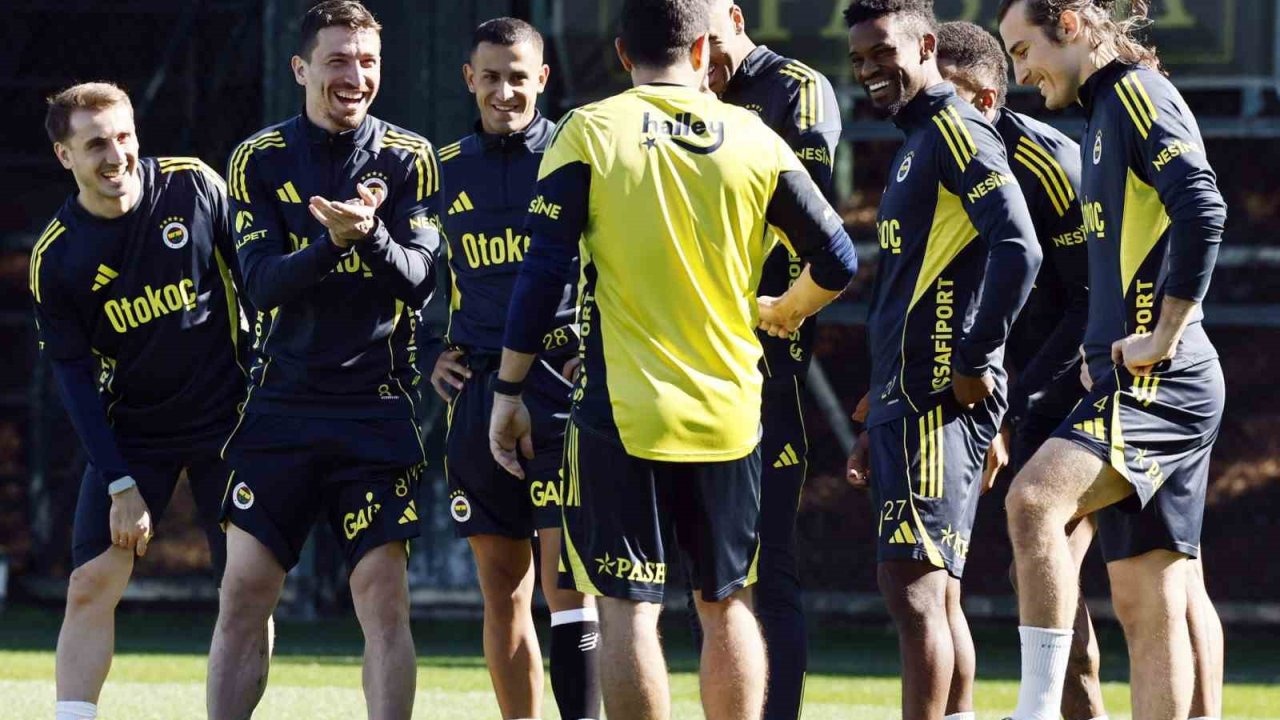 Fenerbahçe’de Beşiktaş derbisinin hazırlıkları başladı