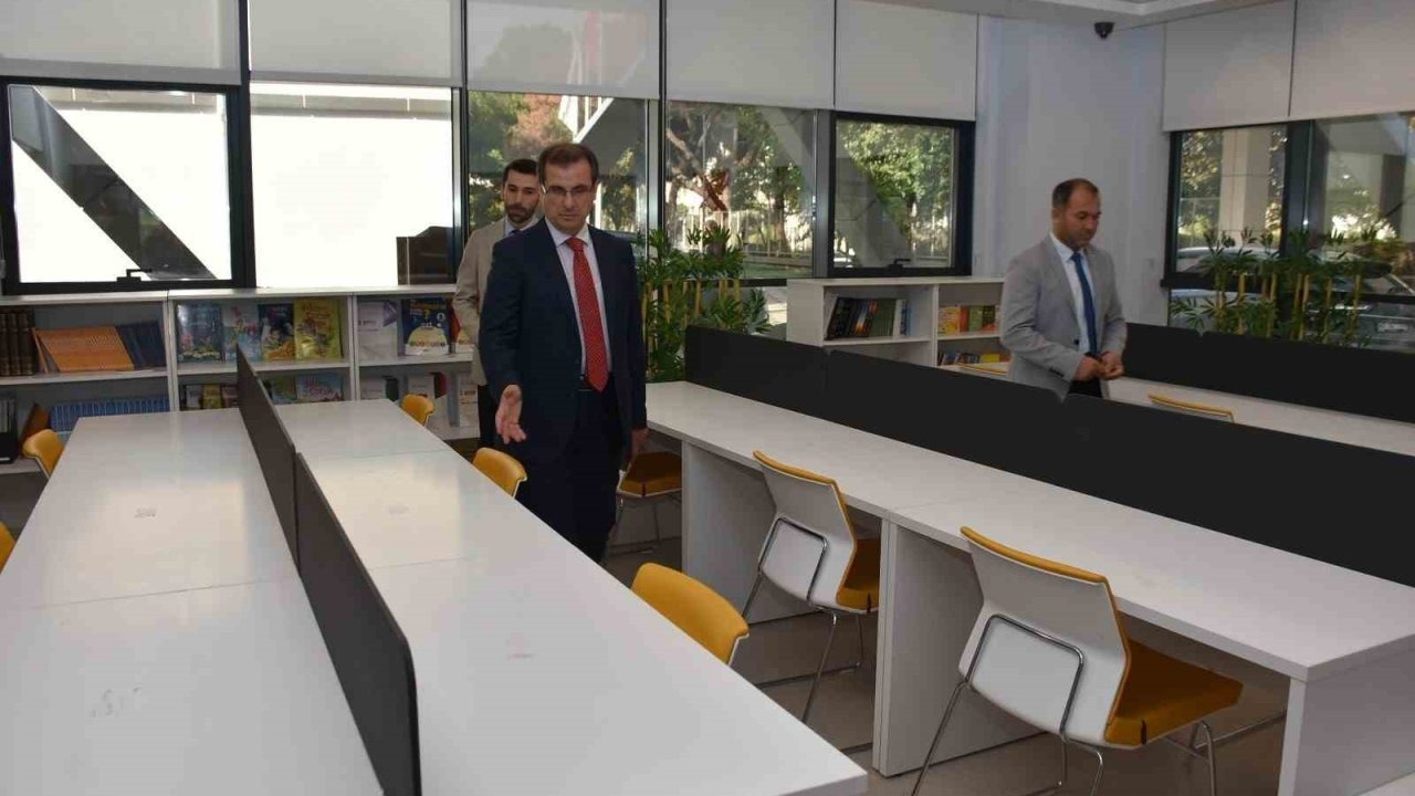 Kaymakam Güldoğan, Salihli’nin spor merkezini ziyaret etti