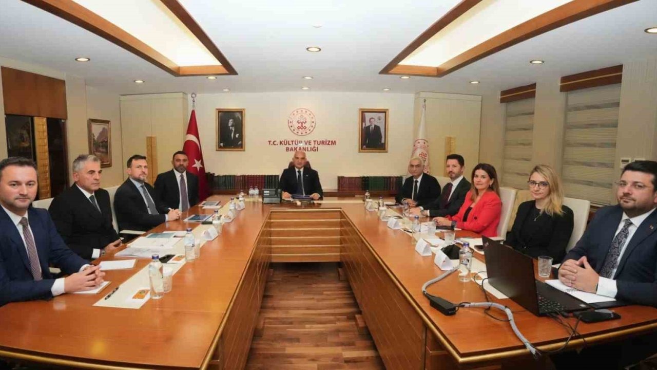 Kültür ve Turizm Bakanlığı’nda 2027 Avrupa Oyunları toplantısı yapıldı
