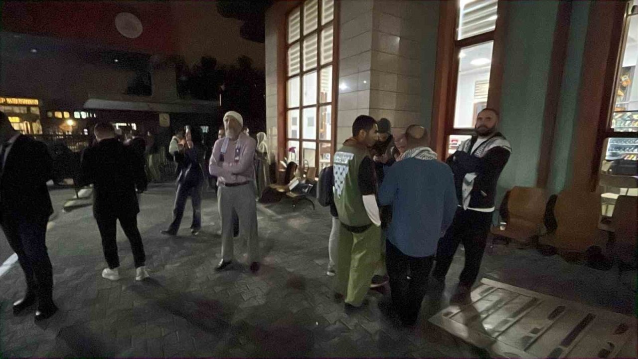 Sumud Filosu aktivistleri sağlık kontrolü için Adli Tıp Kurumuna getirildi