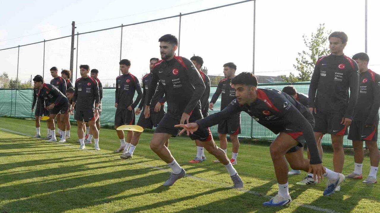 Ümit Milli Takım, Litvanya maçı hazırlıklarını Sakarya’da sürdürüyor